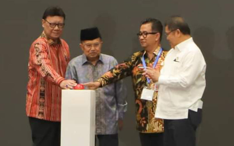 Bupati Christiany Paruntu Siap Terapkan Smart City di Minsel