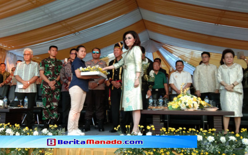 BERITA FOTO: Festival Teluk Amurang 2019