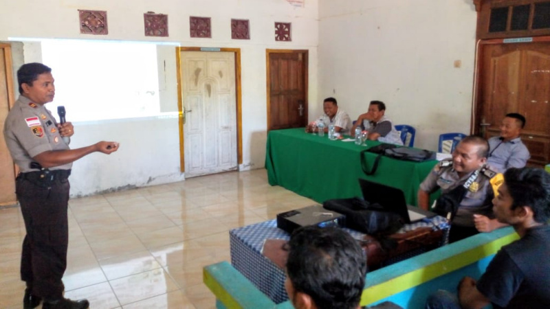 Kampung Likuang Dapat Sosialisasi KDRT Dari Polsek Tabut