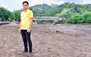 Jadi Anggota Komisi X, Adrian Paruntu Manfaatkan Facebook Serap Aspirasi
