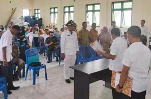 Bupati Sehan Landjar Lantik Pj. Sangadi Bulawan Dua
