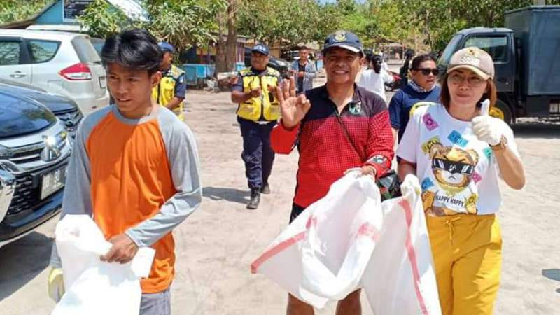 Desa Winuri Mulai Batasi Penggunaan Minuman Kemasan Plastik
