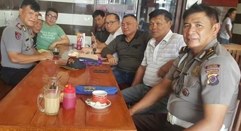 Tokoh Masyarakat Kawangkoan Bahas Kamtibmas Dengan Kapolsek