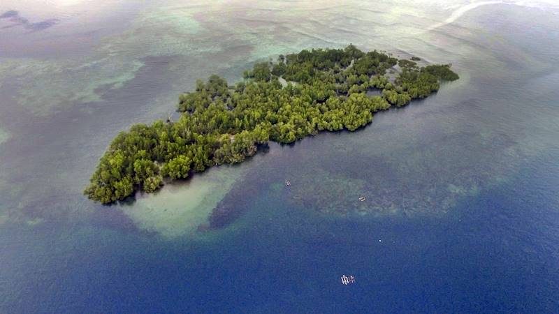 Pulau Napomanu Sarawet di Likupang