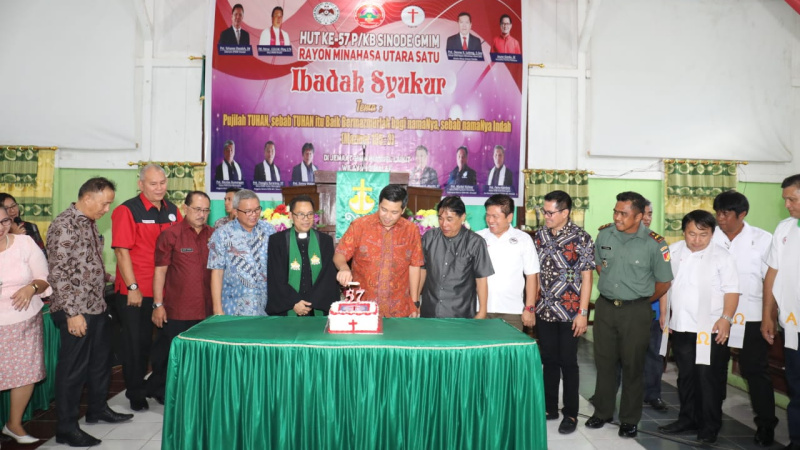 Kerinduan Steven Kandouw Ibadah bersama Jemaat di Matungkas dan Laikit Terkabul