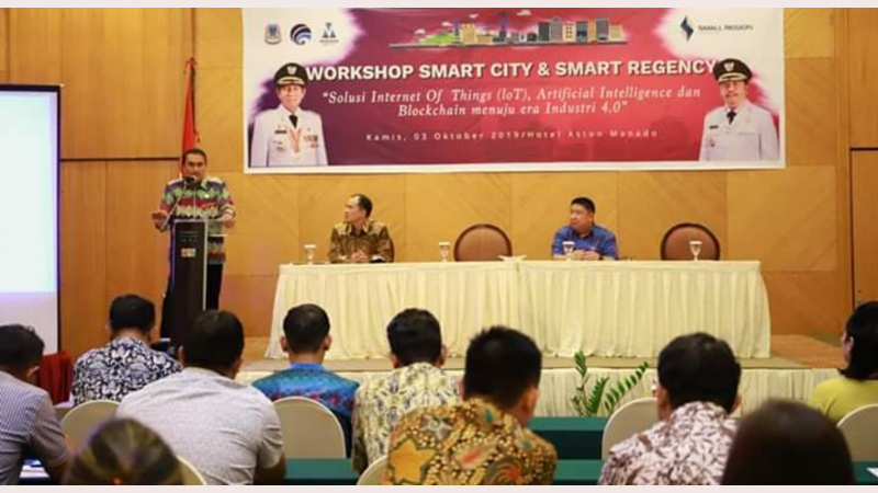 Micler Lakat Buka Workshop Smart City Wakili Vicky Lumentut