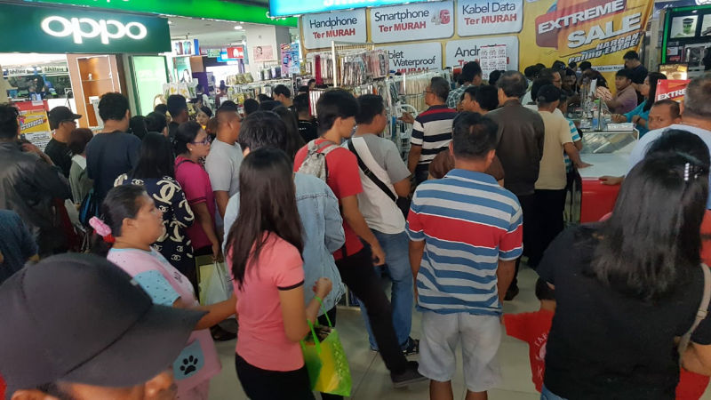 Promo Extreme Sale itCenter Diburu Pengunjung