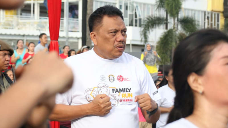 Gubernur Olly Dondokambey Gelorakan Semangat Hidup Sehat Melalui Senam