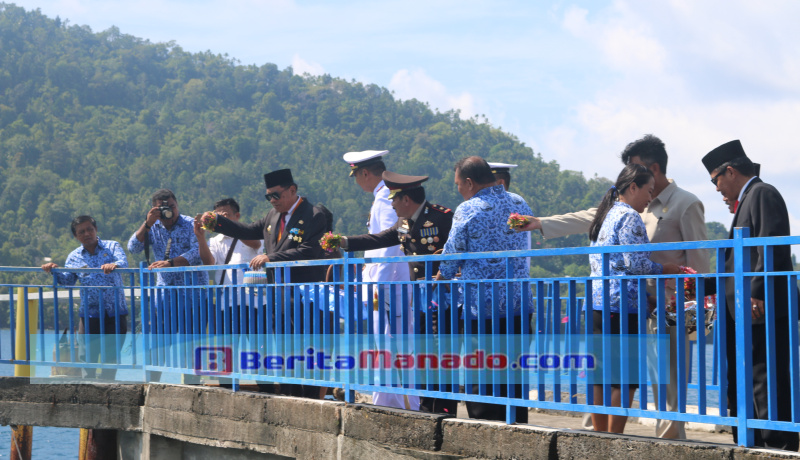 Tabur Bunga Mengenang Jasa Para Pahlawan, Danlanal Tahuna: Jadi Pahlawan Bagi Diri Sendiri