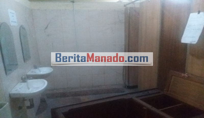 Tamu Soroti Toilet Kantor Disdikda Sulut