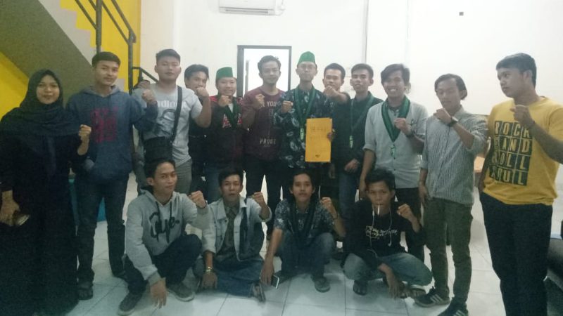 Rickyl Amri, Ketua Umum HMI Cabang Cilegon 2019-2020 12 Rickyl Amri, Ketua Umum HMI Cabang Cilegon 2019-2020