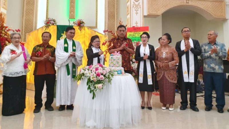 Resmikan Gereja, Gubernur Olly Dondokambey Ingatkan Soal Gotong Royong dan Kebersihan Hati