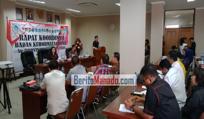 Ketua DPRD Sulut Andrei Angouw Buka Rakor Badan Kehormatan DPRD se-Sulut