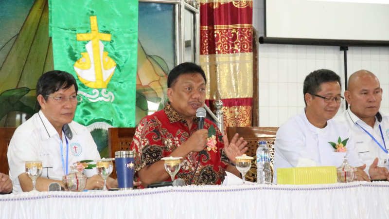 Olly Dondokambey-Vicky Lumentut Duduk Semeja Bahas Wawasan Kebangsaan dari Sudut Pandang Gereja