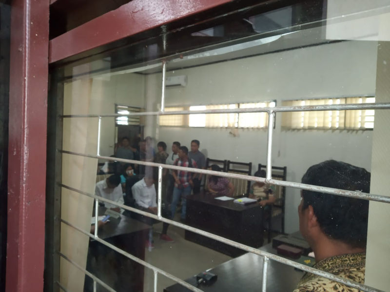 Pelaku Pembunuhan Guru Dituntut 10 dan 7 Tahun Penjara