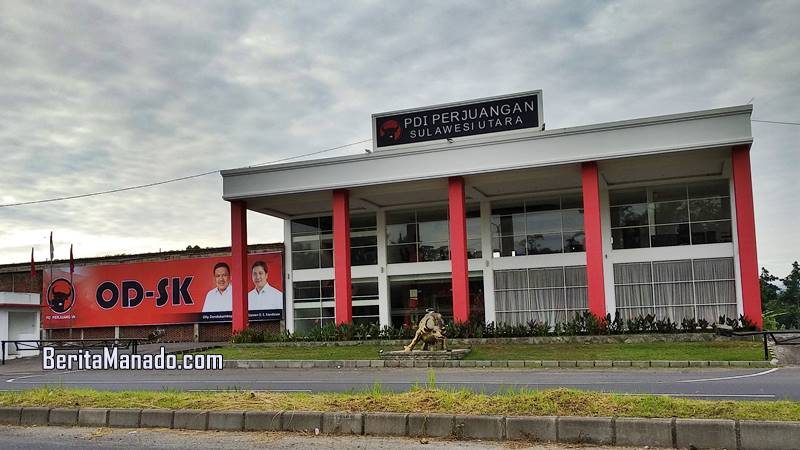 Spanduk OD-SK di Sekretariat PDIP Jalan Ir Soekarno