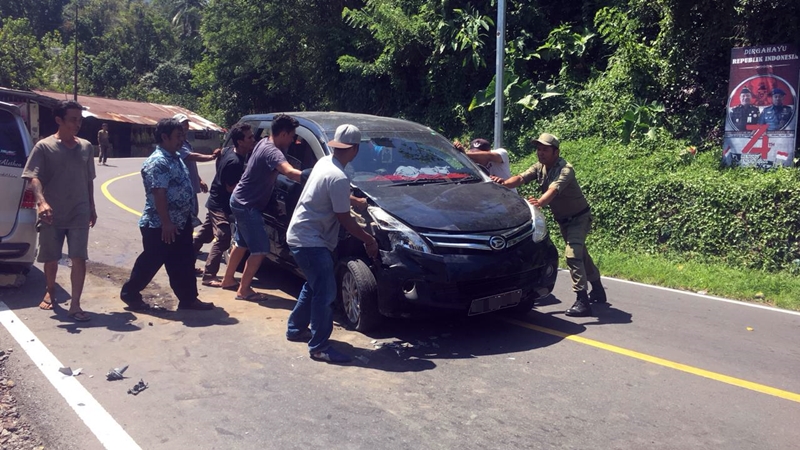 Lakalantas di Tinoor, Tidak Ada Korban Jiwa