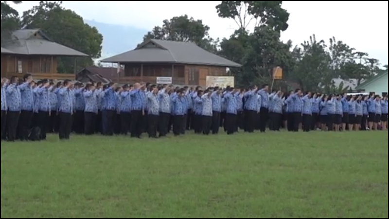 Pemkot Tomohon Gelar Upacara Bendera Peringatan Hari Korpri
