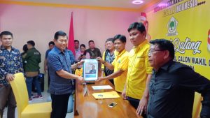 PILWALKOT MANADO: Daftar di GOLKAR Victor Mailangkay Usung Manado Menuju Metropolitan Smart City dan Toleran
