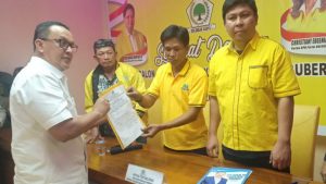 PILWALKOT MANADO: Ayub Ali Albugis Daftar Bacalwawalkot di GOLKAR