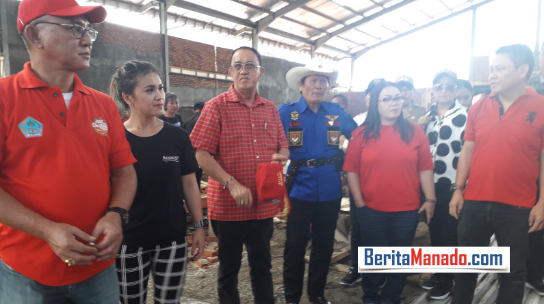Bupati Royke Roring Sidak Pasar Langowan