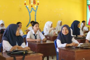 Ujian SD dan SMP Dimulai, Yusri Damopolii: Nilai Murid Menentukan Kualitas Sekolah!