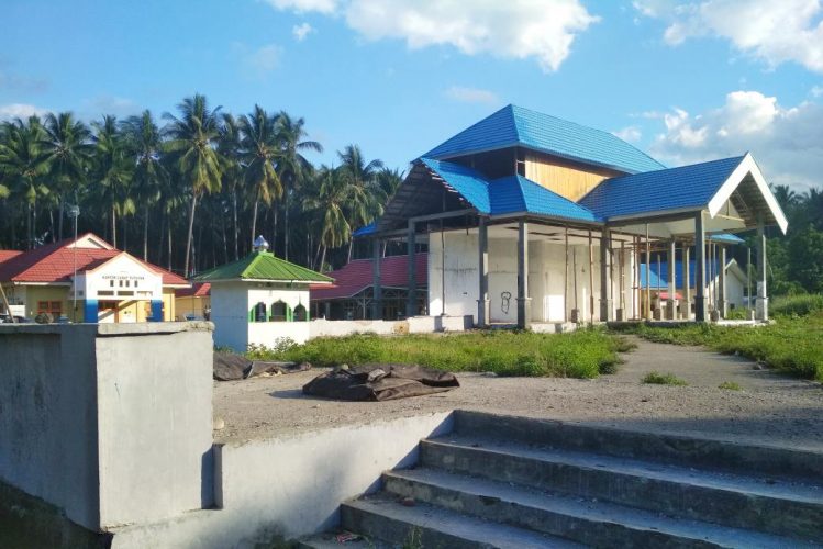 Lapangan Pondabo Tutuyan, Lapangan Yang Dulu Berjaya Kini Terbengkalai