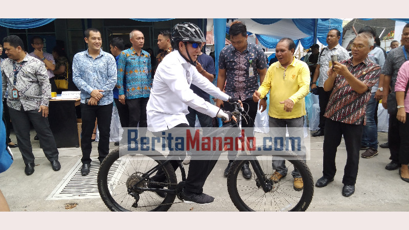 Vicky Lumentut Sering Bersepeda, Olahraga dan Pantauan Langsung