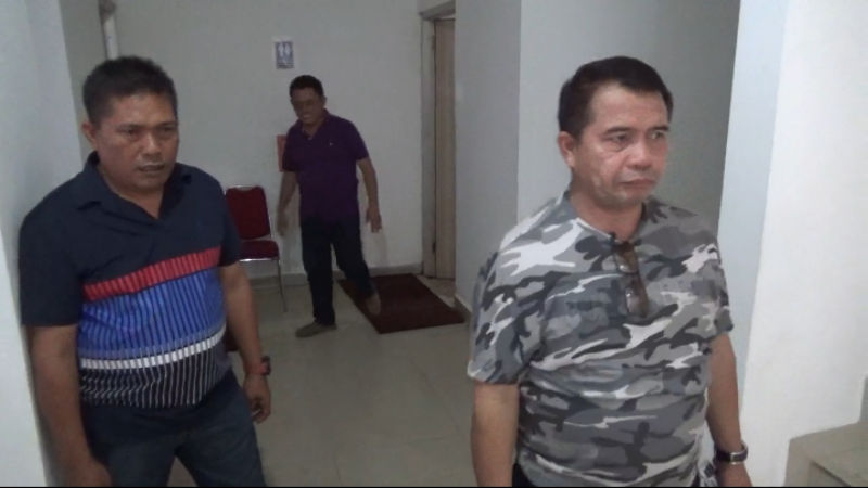 Kerja Bakti Bersihkan Kantor, Robby Ngongoloy: ASN Harus Jadi Teladan