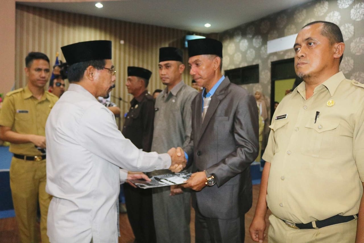 Sehan Landjar Gelar Rolling, Robi Mamonto Jabat Asisten II, Oskar?