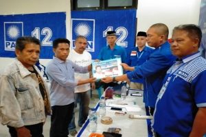 PILBUP BOLTIM: Ratusan Massa Kawal Pusran Beeg Daftar di PAN