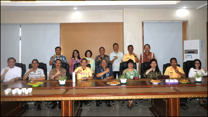 Lolowang Pimpin Sertijab di Sekretariat Daerah Pemkot Tomohon