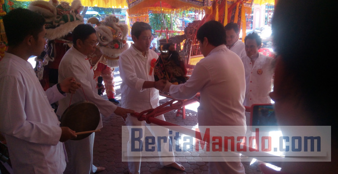 Jelang Cap Go Meh, Klenteng Seng Bo Kiong Bitung Persiapkan Kio