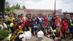Komunitas Trail Adventure Sulut Dukung Perbaikan BPU Al Hidayah