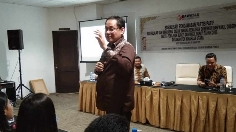 Herwyn Malonda Ikut Bekali Pelajar Awasi Pilkada 2020