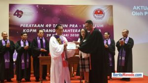 Rayakan 49 Tahun, KGPM Sejahtera Jakarta Berikan Penghargaan kepada Gembala Senior KGPM