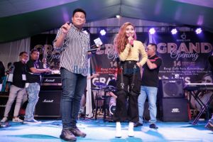 Foto-foto Keseruan Novia Idol Selama Berada di Sulawesi Utara