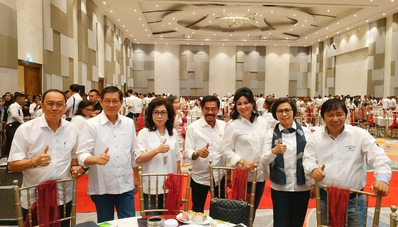 Bupati Sehan Landjar Hadiri Malam Pisah Sambut Kapolda Sulut
