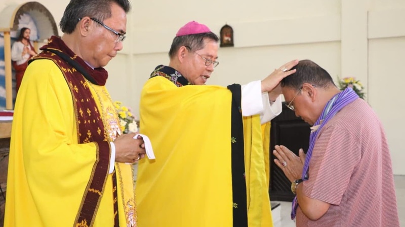 Bupati Royke Roring Resmikan Gereja Katolik Stasi Rambunan