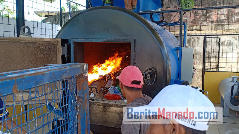 Gunakan Incinerator Membakar Sampah, Harley Mangindaan Angkat Bicara
