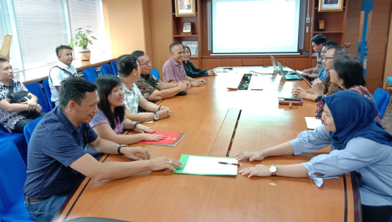 Bertandang ke Kemenparkraf RI, Robby Dondokambey Bahas Kegiatan Ini
