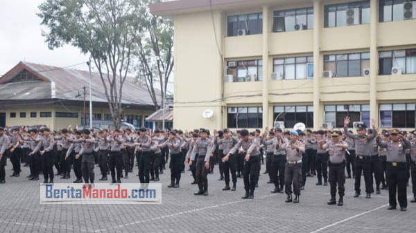 Jaga Kebugaran Cegah COVID-19, Polda Sulut Laksanakan Senam AW-3S