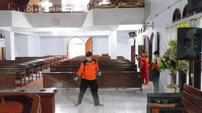 Cegah COVID-19, RAPI Sulut Laksanakan Penyemprotan Disinfektan