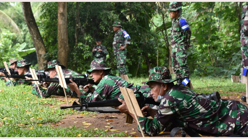 Tingkatkan Kemampuan Perorangan, Korem 131/Santiago Latihan Menembak Senjata Ringan