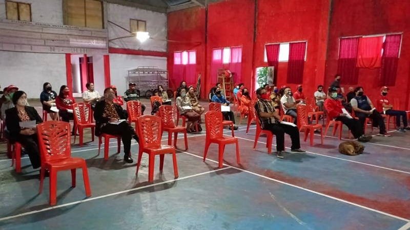 Pemdes Wolaang Cermati Setiap Calon Penerima Bantuan Sosial