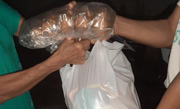 Laskar GSVL dan JPAR Laksanakan Aksi Kemanusiaan, Calvin Castro Pimpin Bagikan Bantuan ke Masyarakat