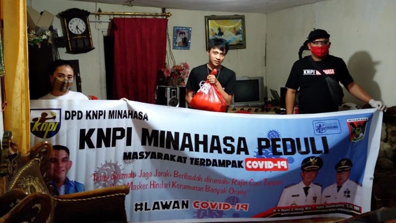 Ini Kontribusi KNPI Minahasa Bagi Warga Terdampak COVID-19