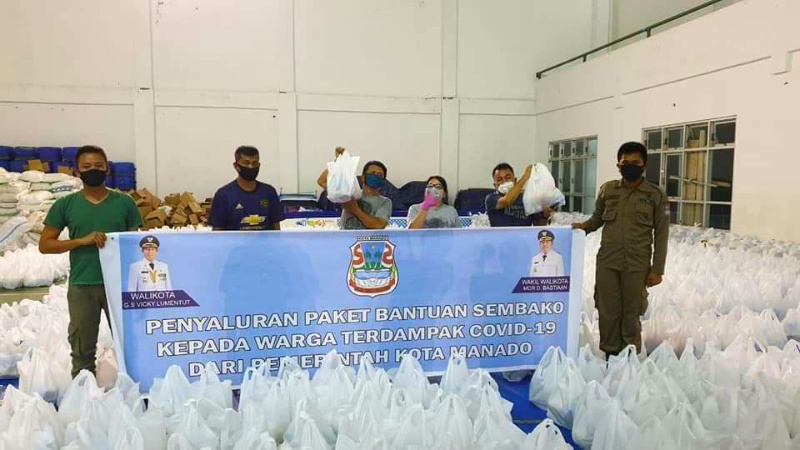 66.845 Kepala Keluarga di Manado Mulai Terima Bantuan Paket Sembako