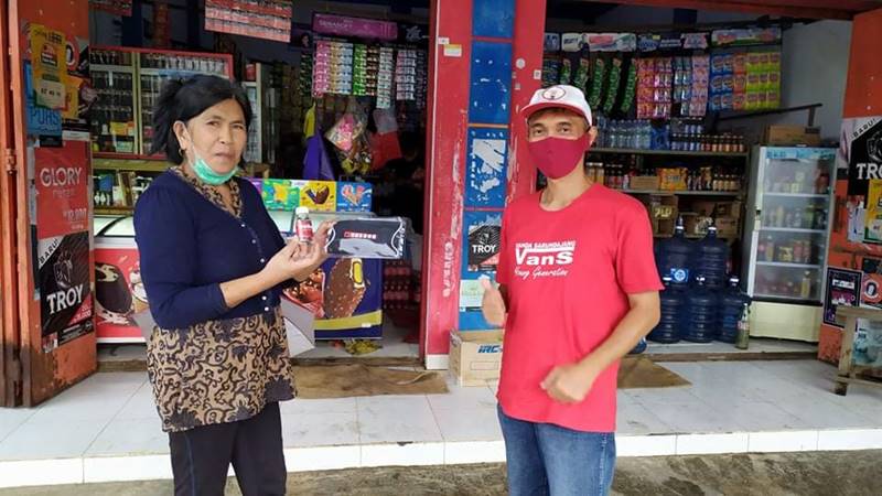 COVID-19: Vanda Sarundajang Kembali Lakukan Kegiatan Sosial di di Sonder, Langowan hingga Kakas Barat 9 COVID-19: Vanda Sarundajang Kembali Lakukan Kegiatan Sosial di di Sonder, Langowan hingga Kakas Barat