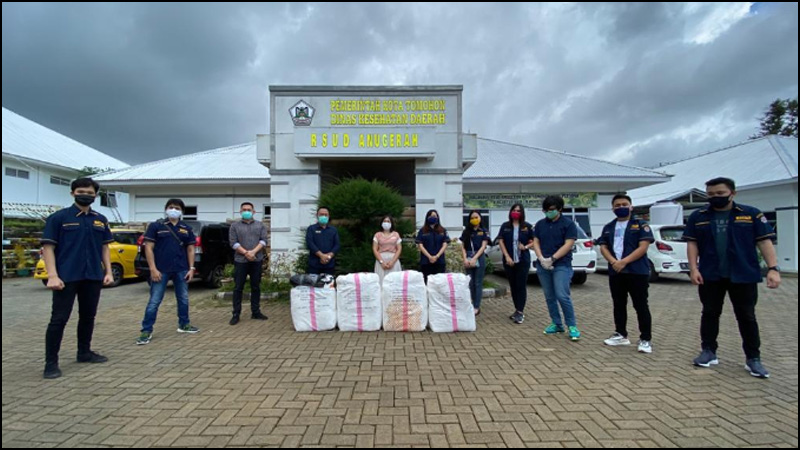 AMPI dan Christo Eman Serahkan Sumbangan ke Rumah Sakit di Tomohon